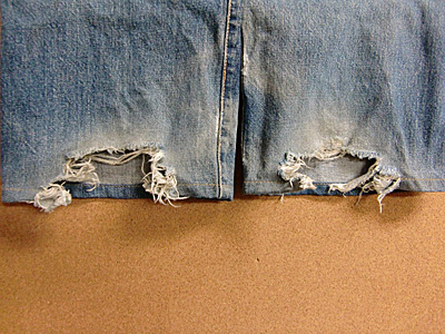 大きく破れた裾のリペア