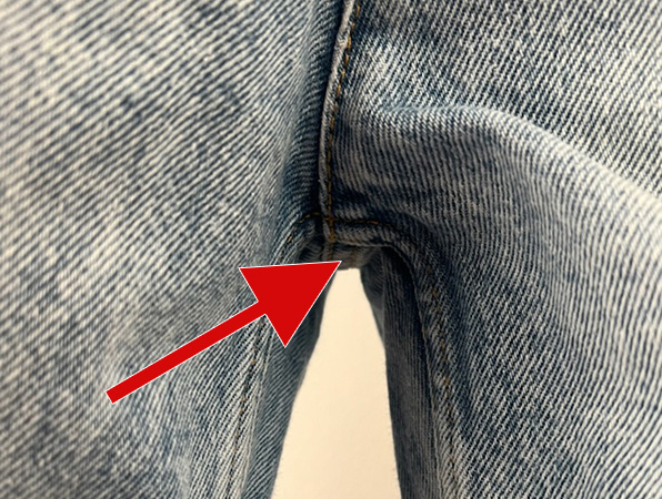 A 縫い合わせがまっすぐの状態